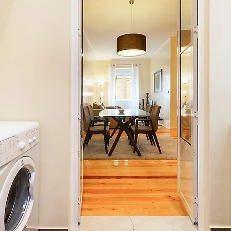 Spacious And Modern Flat In The Heart Of * Lisboa