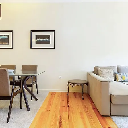 Spacious And Modern Flat In The Heart Of * Lisbon
