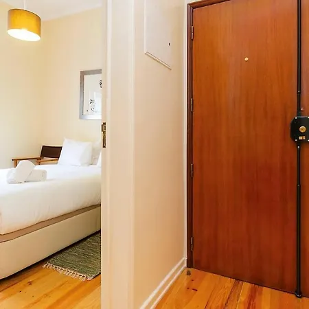 Spacious And Modern Flat In The Heart Of Διαμέρισμα Lisboa
